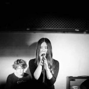 四个黑人玩一个中国人456
